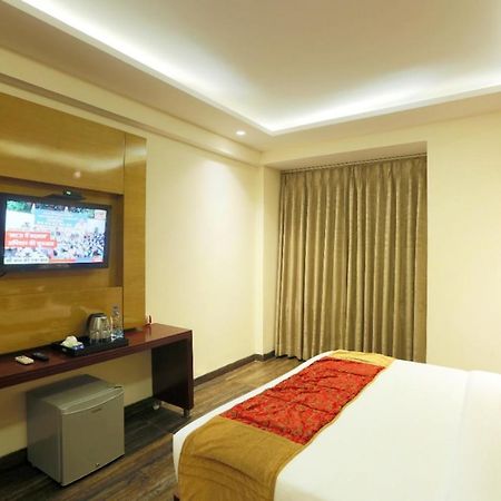 Hotel Lohias Delhi Airport Neu-Delhi Exterior foto