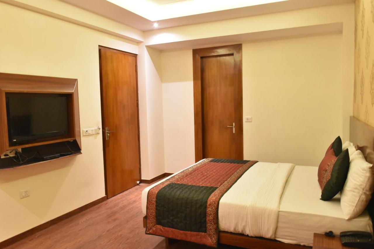 Hotel Lohias Delhi Airport Neu-Delhi Exterior foto